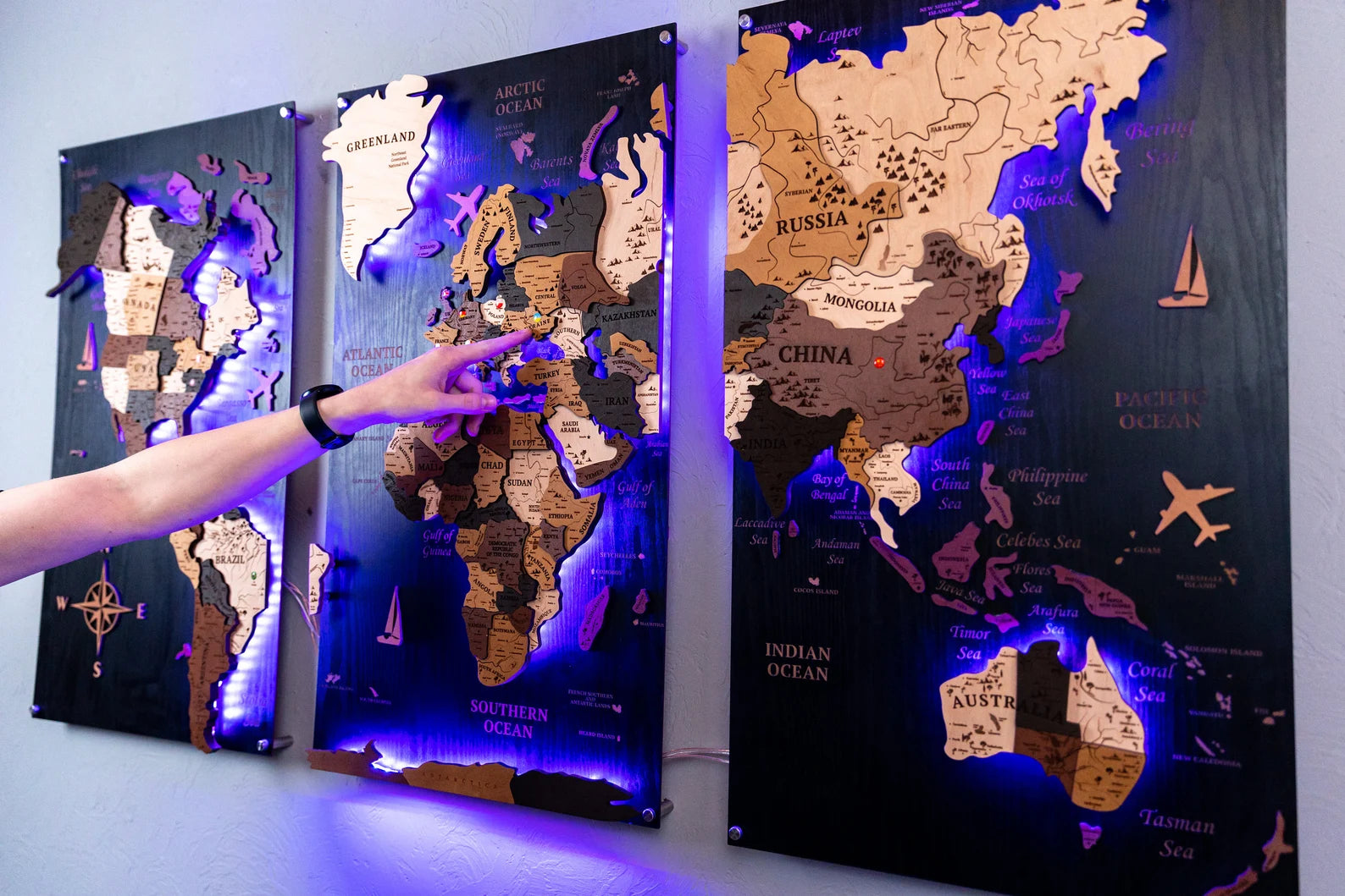 Levitate Wooden World Map